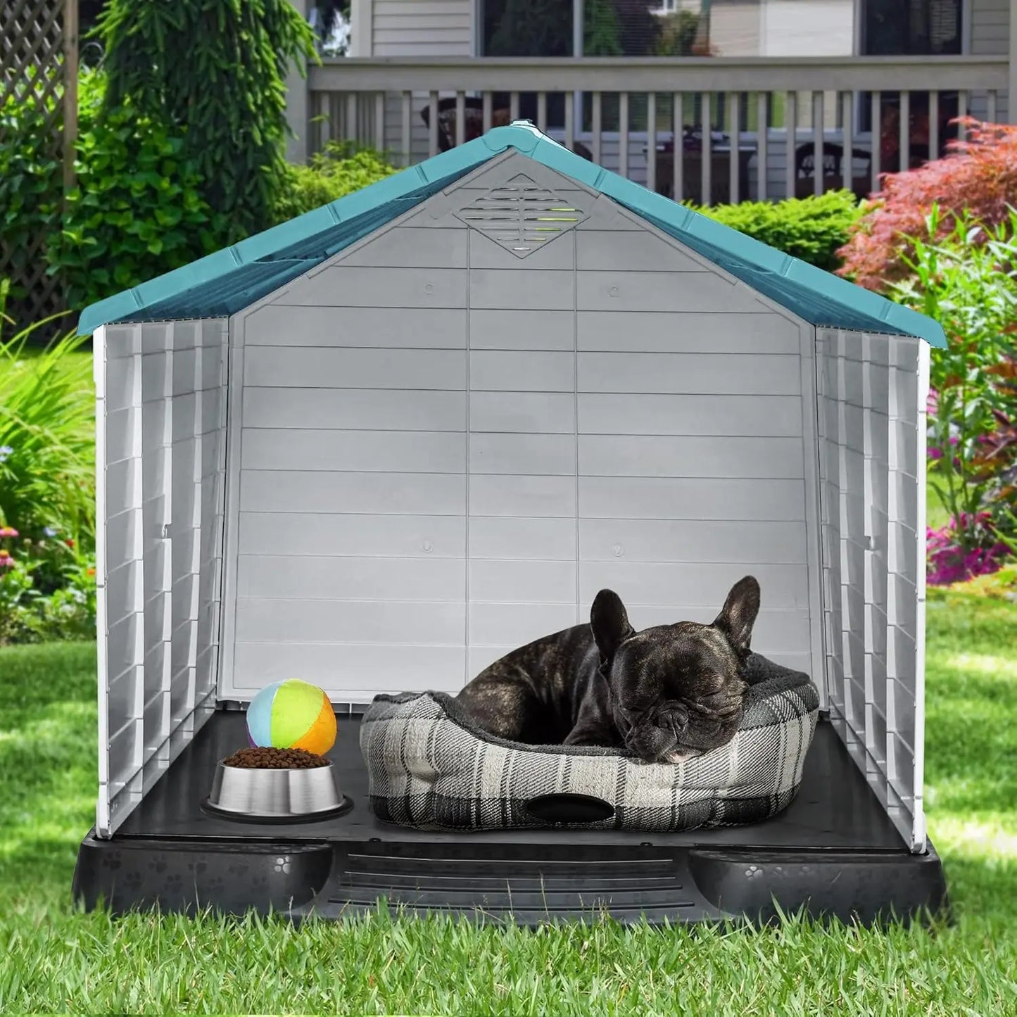 28.5'' Plastic Dog House Outdoor